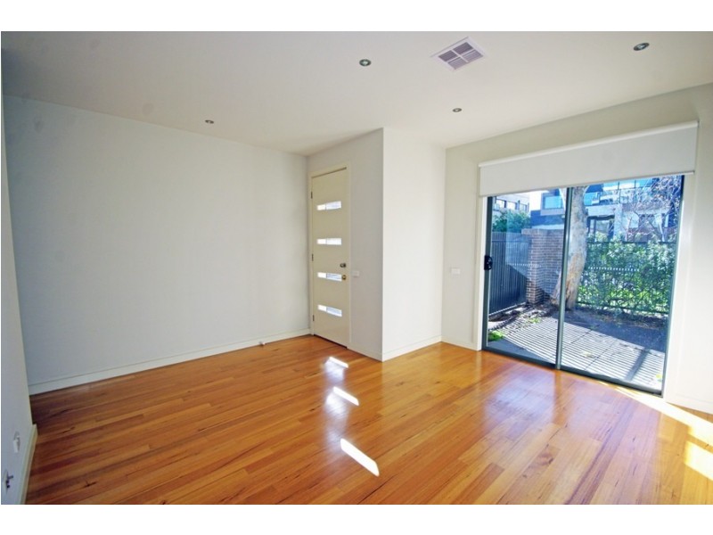 1-2/4 Faulkner Street, Bentleigh VIC 3204