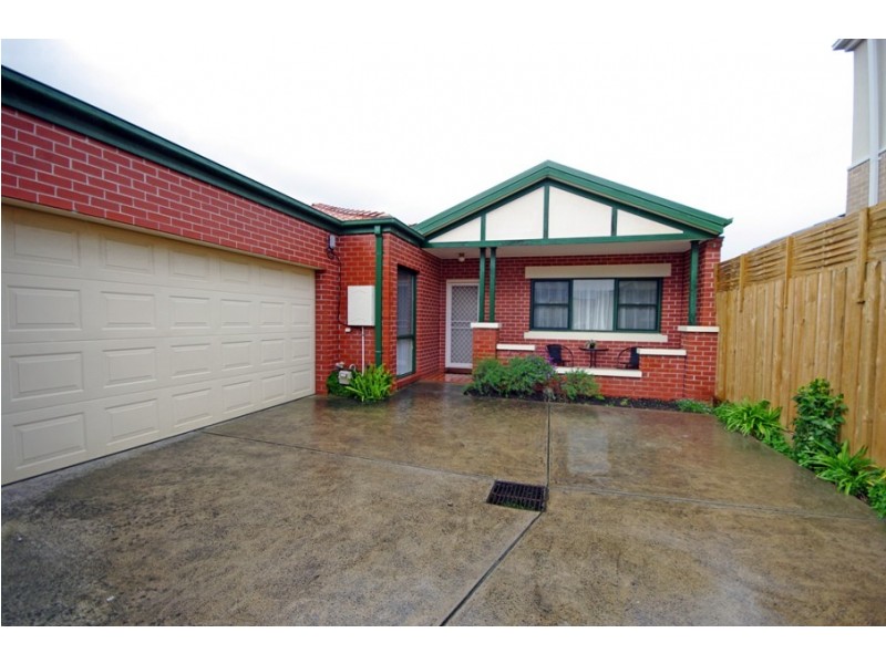 2/18 Mavho Street, Bentleigh VIC 3204