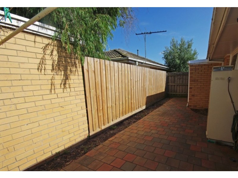 6/15-19 Eddys Grove, Bentleigh VIC 3204