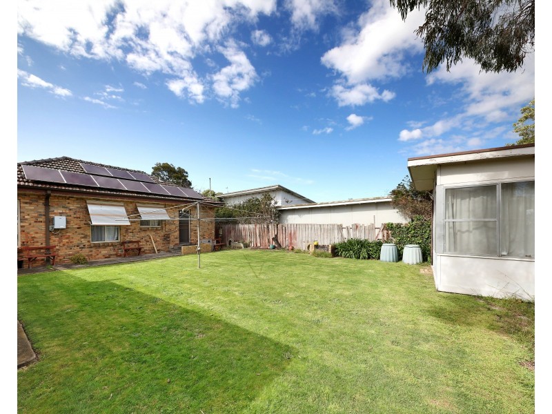 11 Clements Street, Bentleigh East VIC 3165