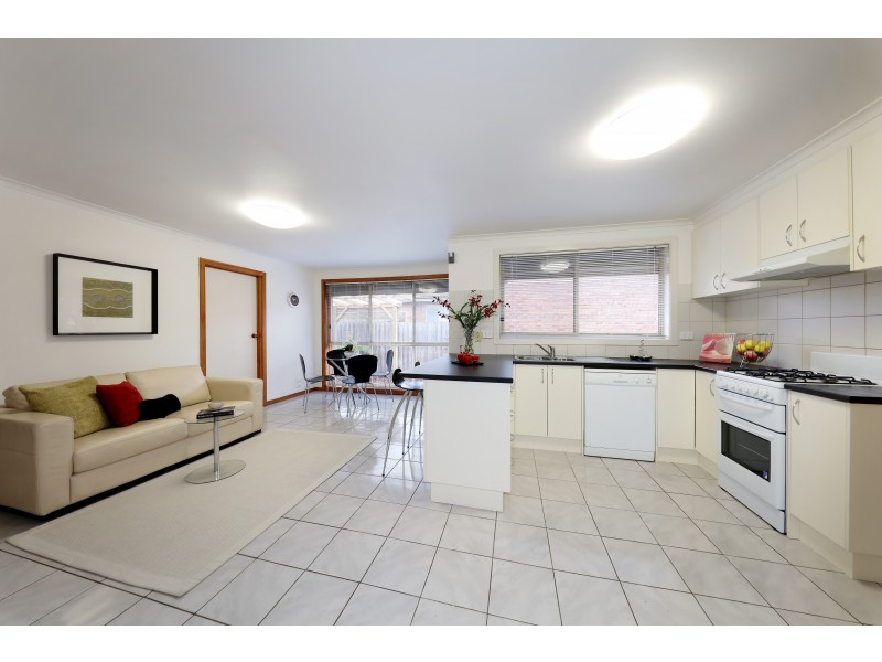 2/52 Leila Road, Carnegie VIC 3163