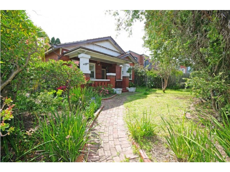 14 Neerim Road, Caulfield VIC 3162