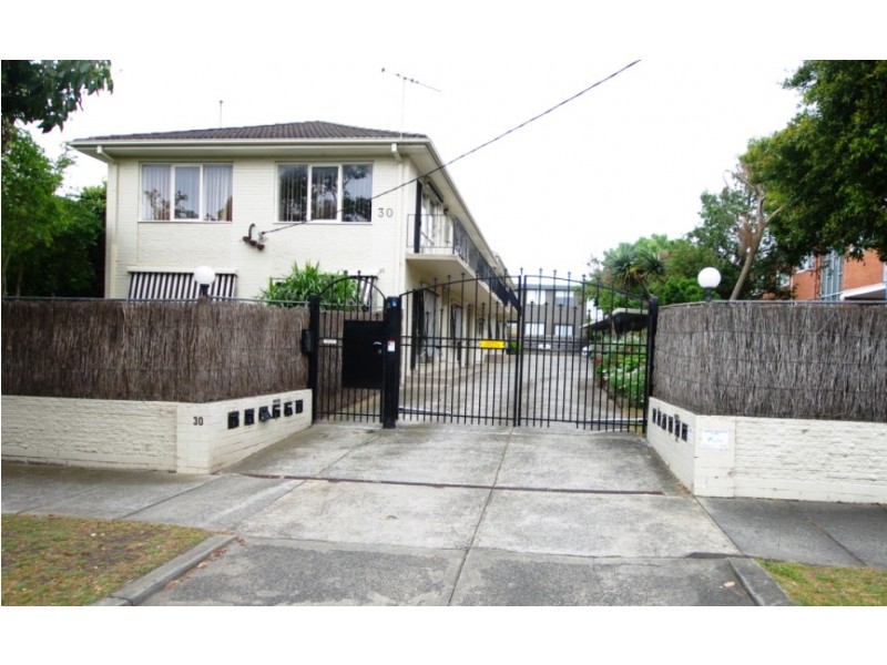 3/30 Walsh Street, Ormond VIC 3204