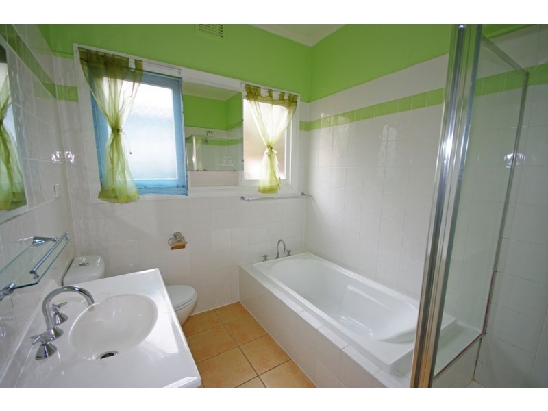 1062 North Road, Bentleigh East VIC 3165