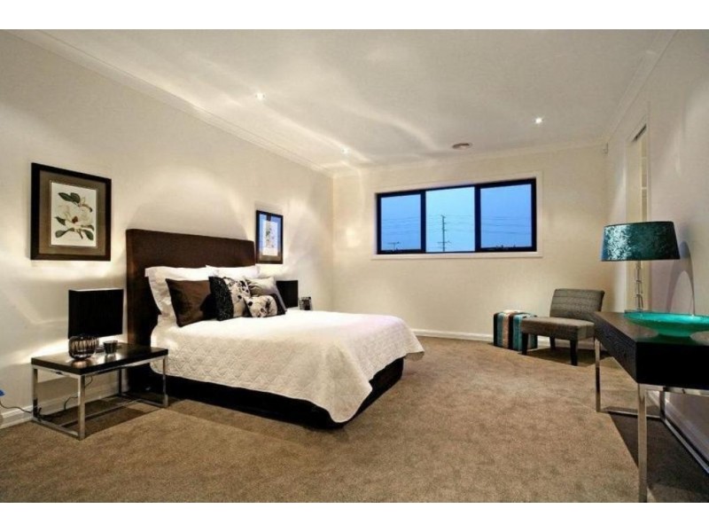 24B Fairbank Road, Bentleigh VIC 3204