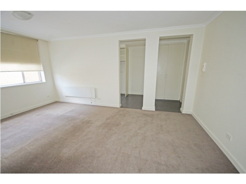 11/242 Toorak Road, South Yarra VIC 3141