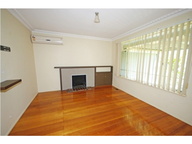 16 Tasman Road, Bentleigh East VIC 3165