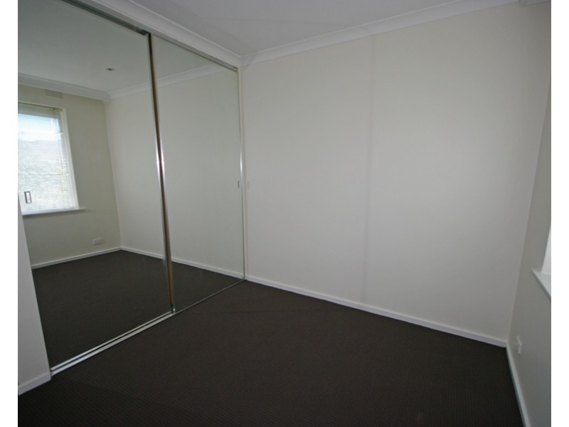 3/10 Kokaribb Road, Carnegie VIC 3163