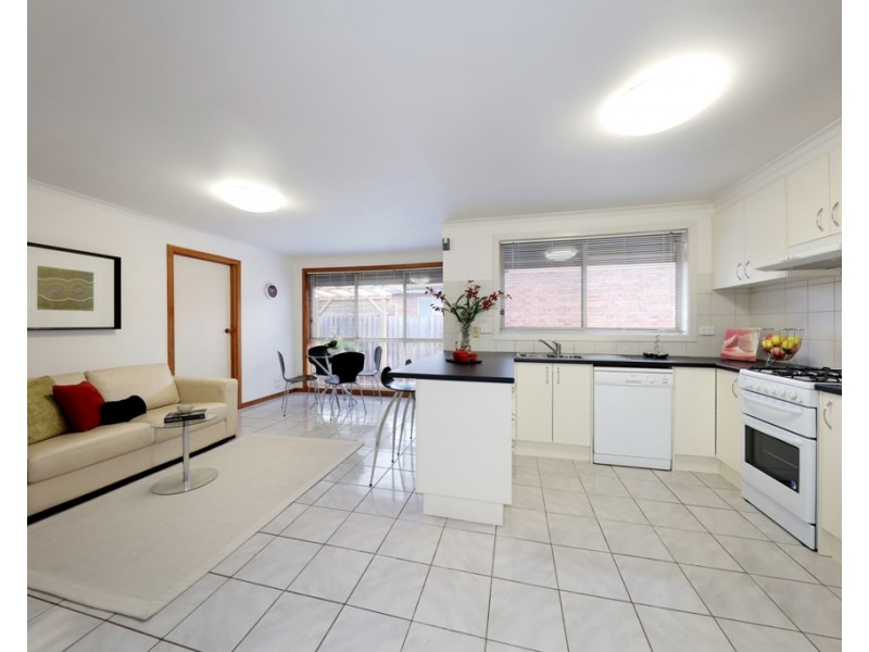 2/52 Leila Road, Carnegie VIC 3163