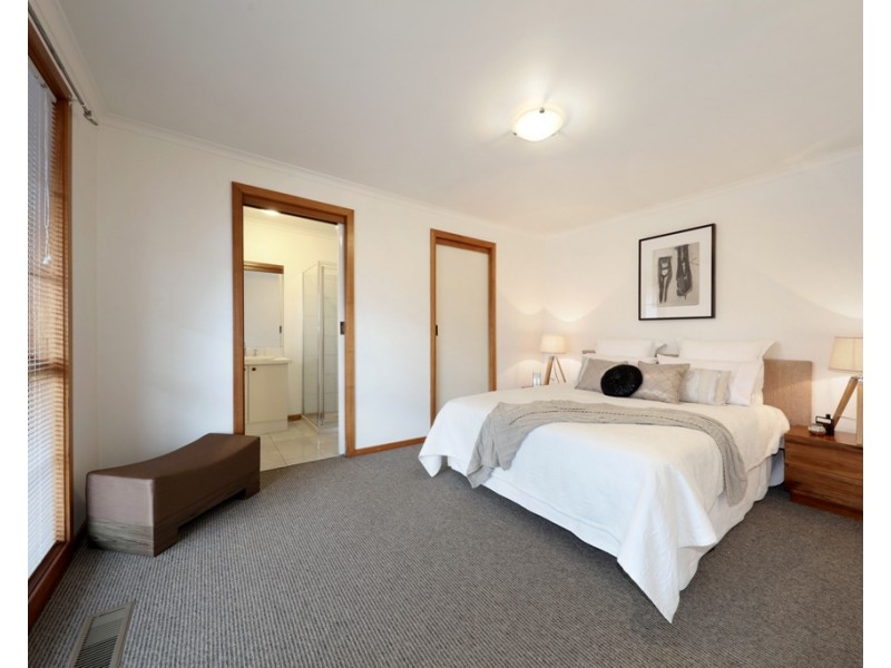 2/52 Leila Road, Carnegie VIC 3163