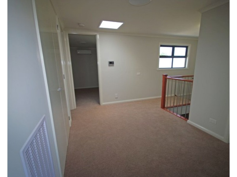 2/37  Anne Street, Mckinnon VIC 3204