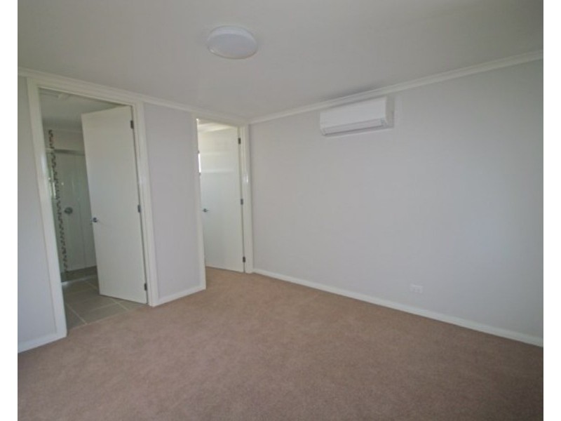 2/37  Anne Street, Mckinnon VIC 3204