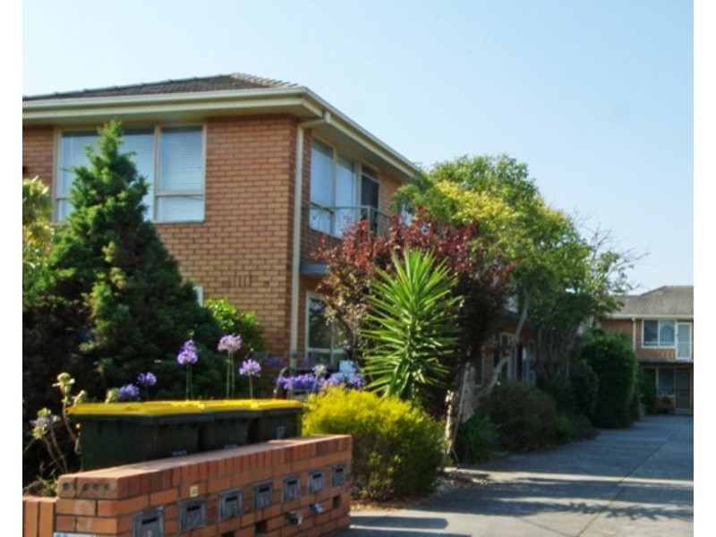 2/9 Waratah Avenue, Glen Huntly VIC 3163