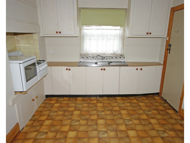 14 Elm Grove, Mckinnon VIC 3204