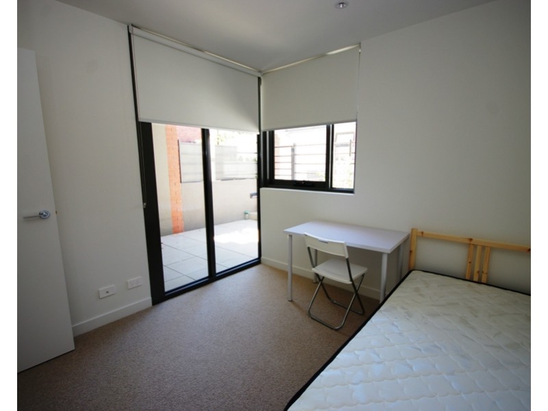 4/56 Kambrook Road, Caulfield North VIC 3161