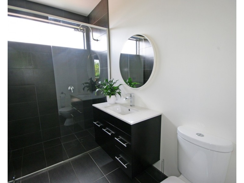 2 Miles Street, Bentleigh VIC 3204