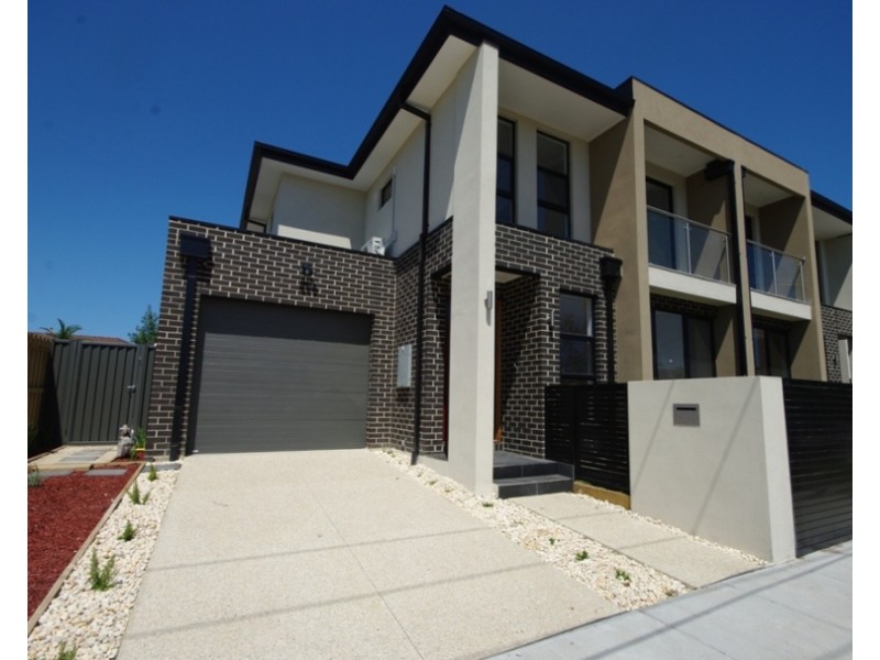 2B Bevis Street, Bentleigh VIC 3204