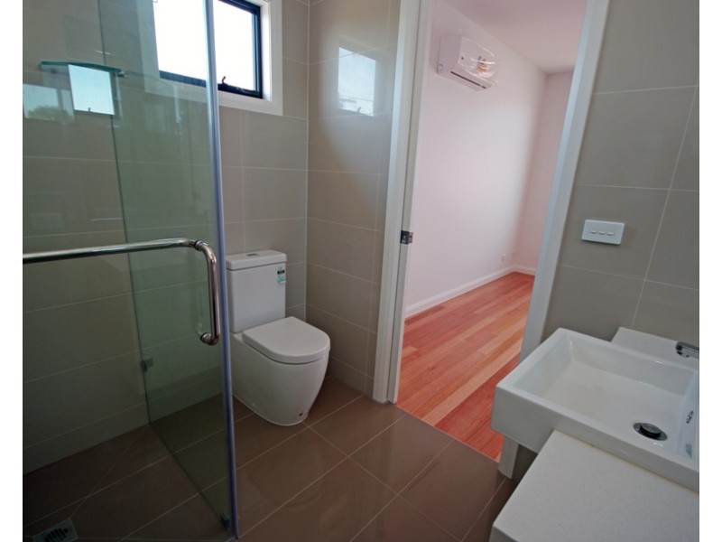 2B Bevis Street, Bentleigh VIC 3204