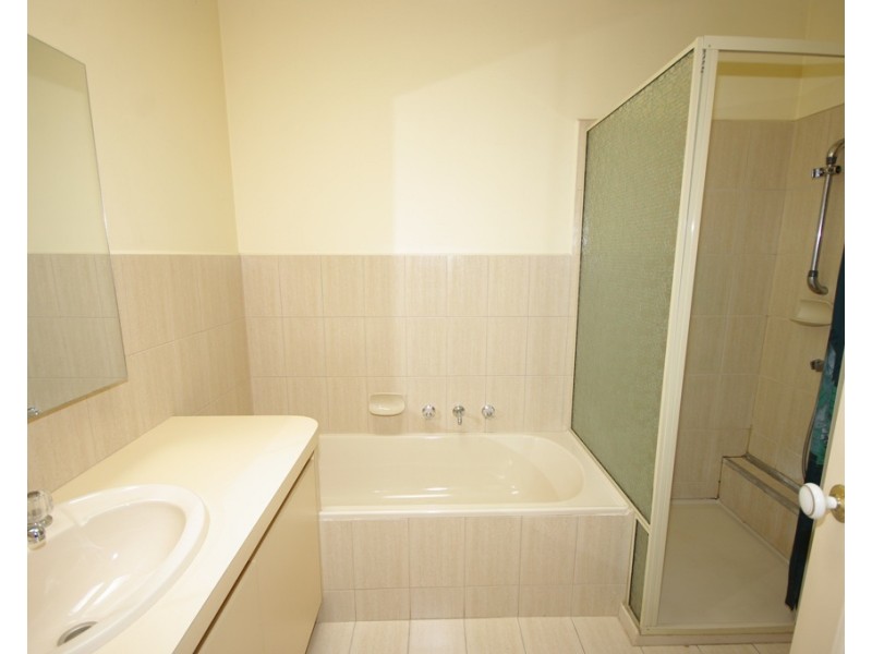 1/36  Whitmuir Road, Bentleigh VIC 3204