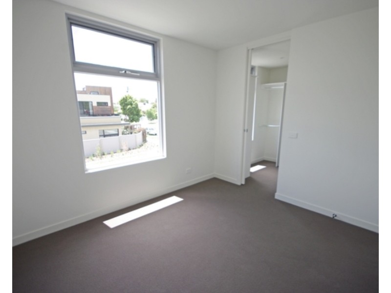 111/1 Mackie Road, Bentleigh East VIC 3165