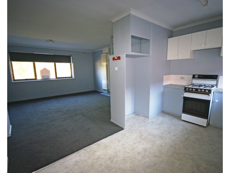 4/11 Brentwood Street, Bentleigh VIC 3204