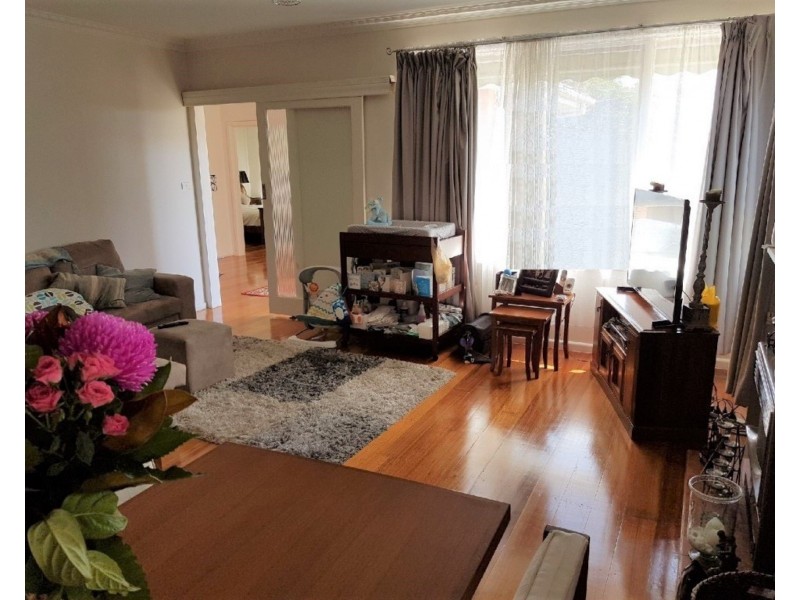 12 Magnolia Avenue, Bentleigh East VIC 3165