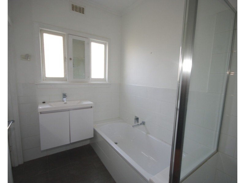 17 Auckland Street, Bentleigh VIC 3204