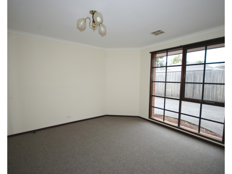 2/93 Oakleigh Road, Carnegie VIC 3163