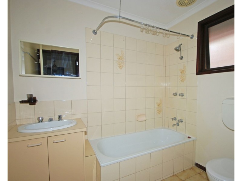 2/93 Oakleigh Road, Carnegie VIC 3163