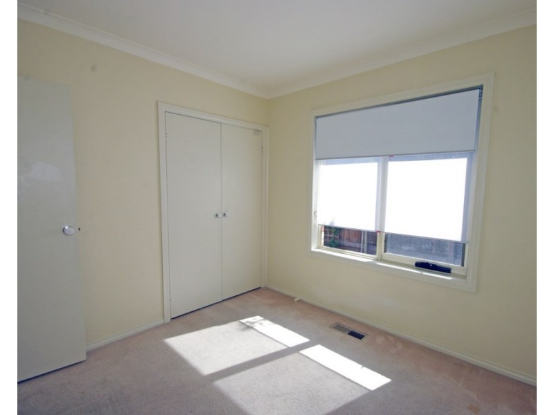 2/12 Bleazby Street, Bentleigh VIC 3204