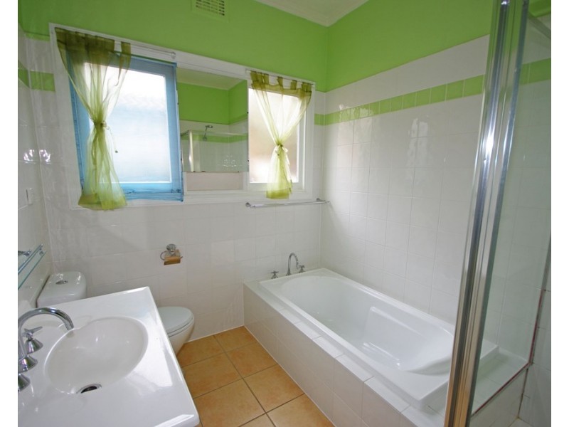 1062 North Road, Bentleigh East VIC 3165