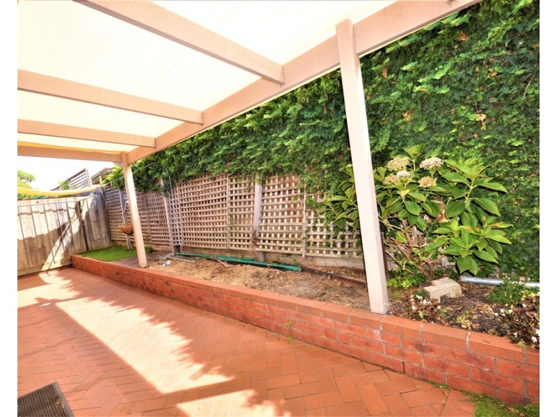 8/15A Wattle Grove, Mckinnon VIC 3204