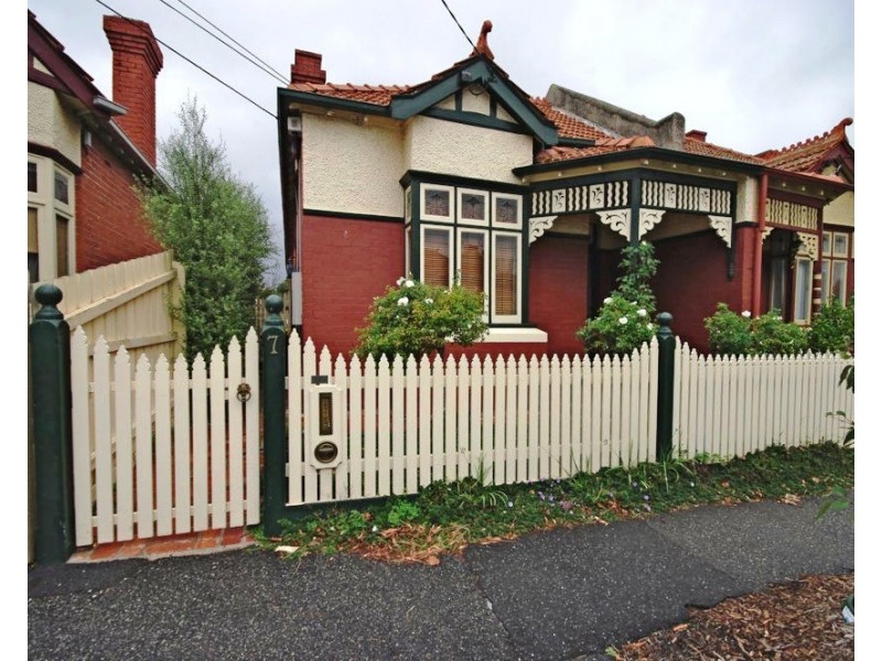 7  Elm Grove, Balaclava VIC 3183