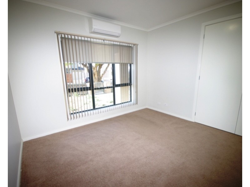 1/37 Anne Street, Mckinnon VIC 3204