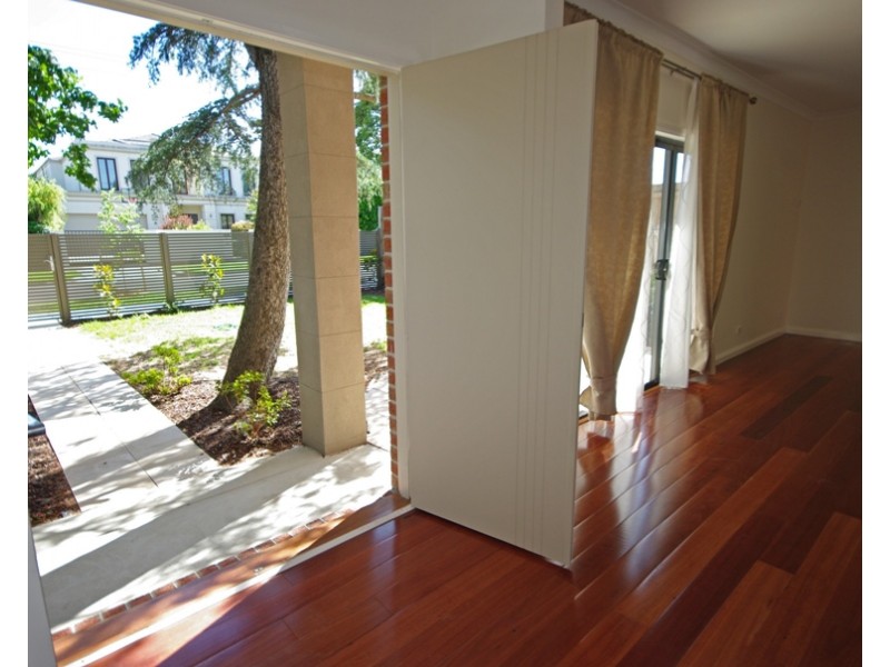 18 Luckins Road, Bentleigh VIC 3204