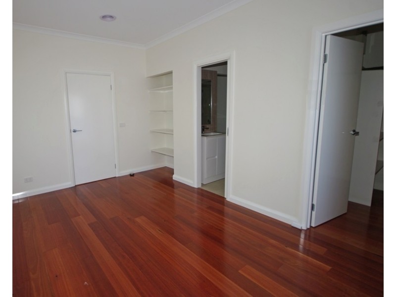 18 Luckins Road, Bentleigh VIC 3204