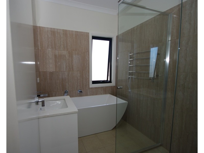 18 Luckins Road, Bentleigh VIC 3204
