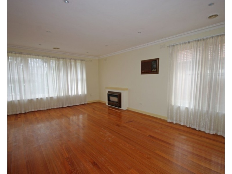 16 St James Avenue, Bentleigh VIC 3204