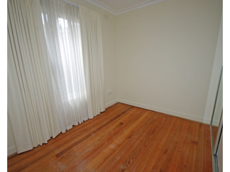 16 St James Avenue, Bentleigh VIC 3204