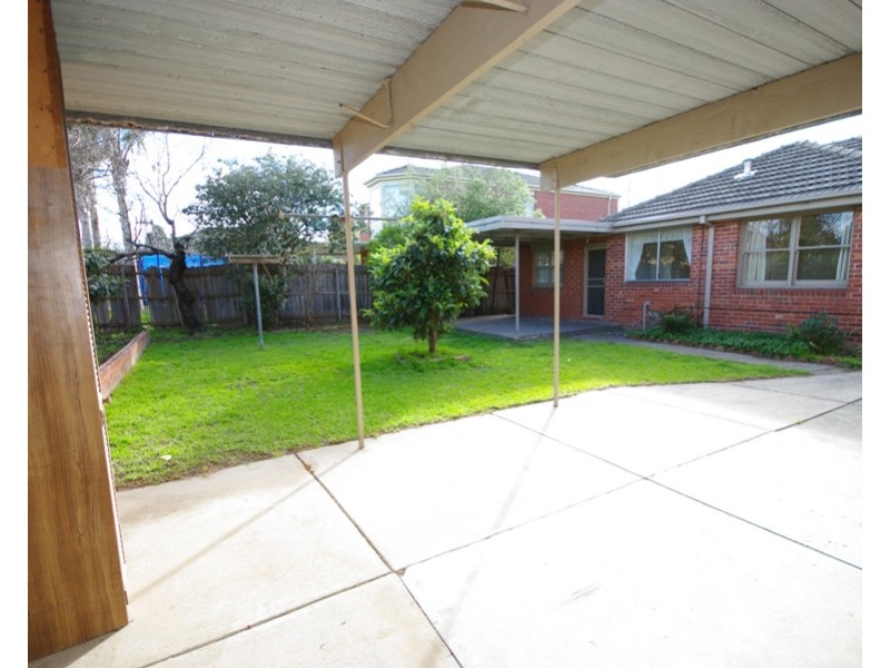 16 St James Avenue, Bentleigh VIC 3204
