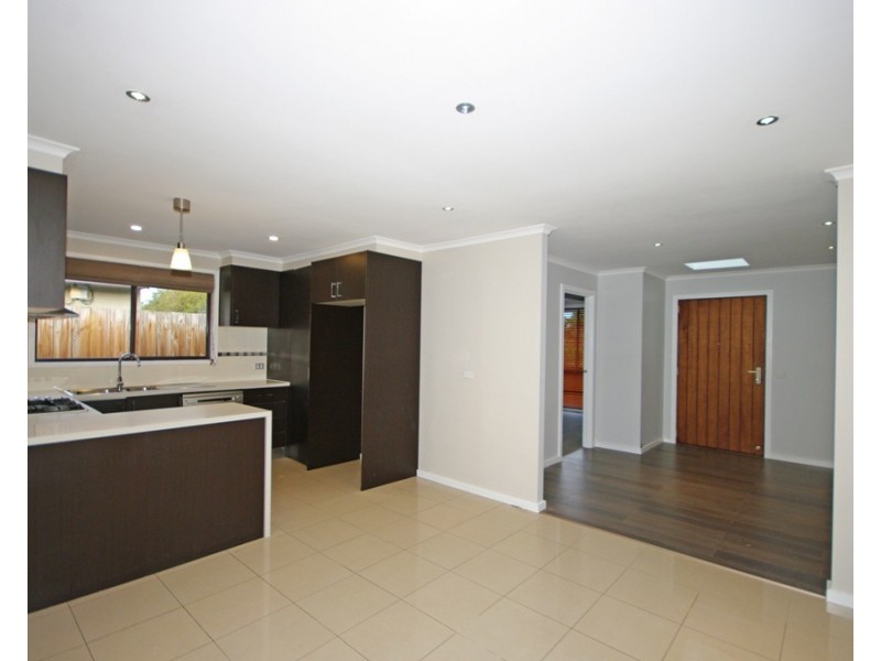 34 Sandleford Place, Dingley Village VIC 3172