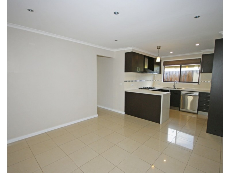 34 Sandleford Place, Dingley Village VIC 3172