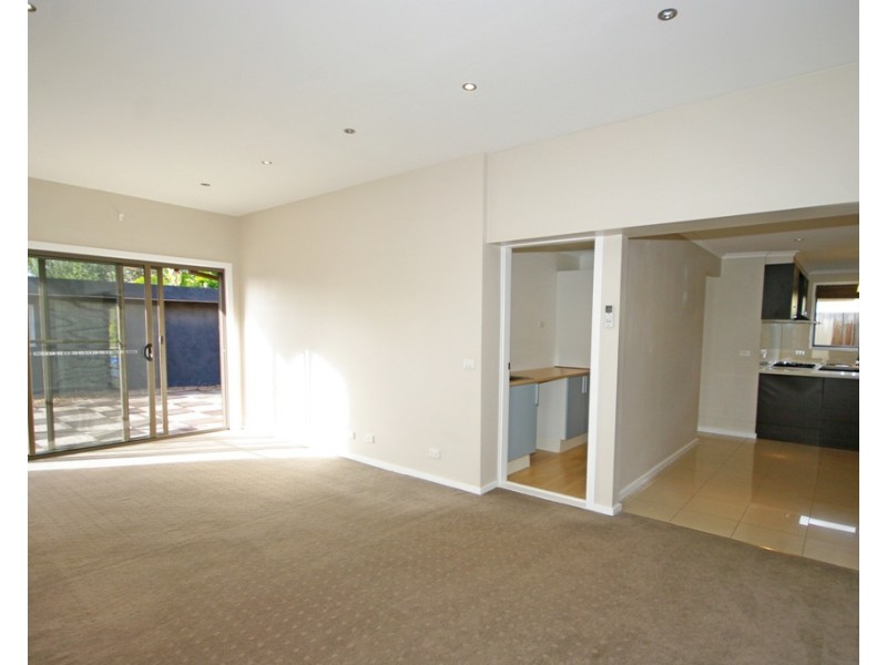 34 Sandleford Place, Dingley Village VIC 3172