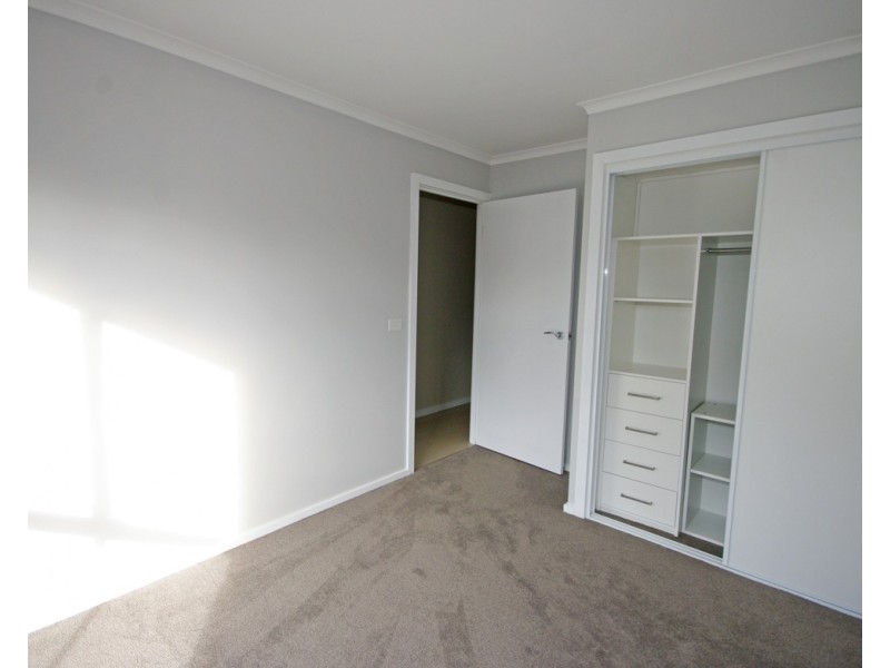 34 Sandleford Place, Dingley Village VIC 3172