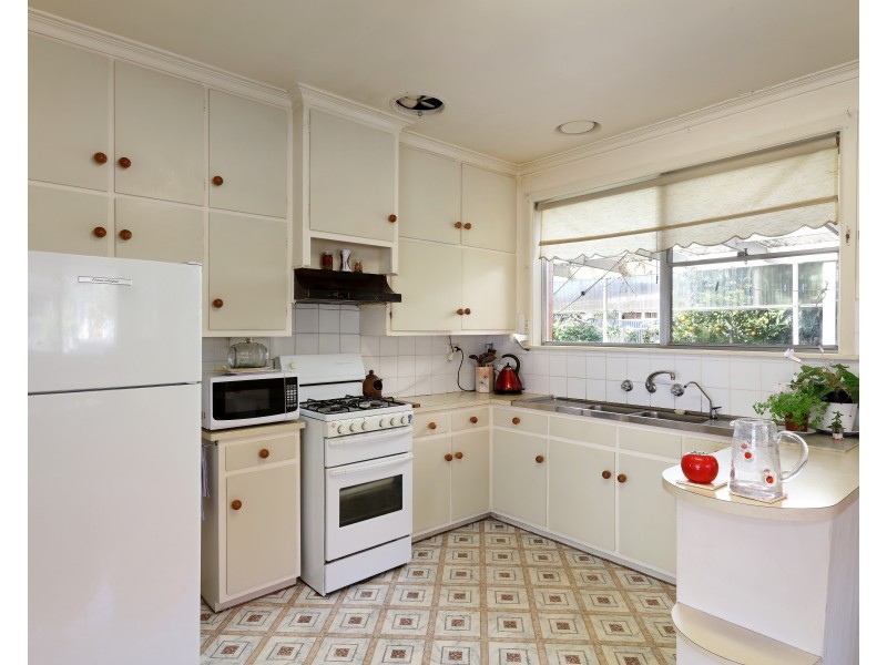 18 Millard Street, Bentleigh East VIC 3165