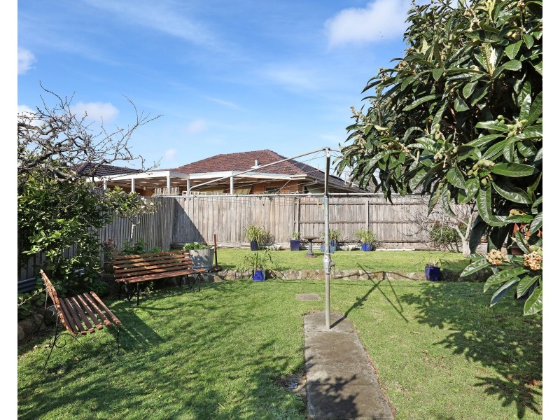 18 Millard Street, Bentleigh East VIC 3165