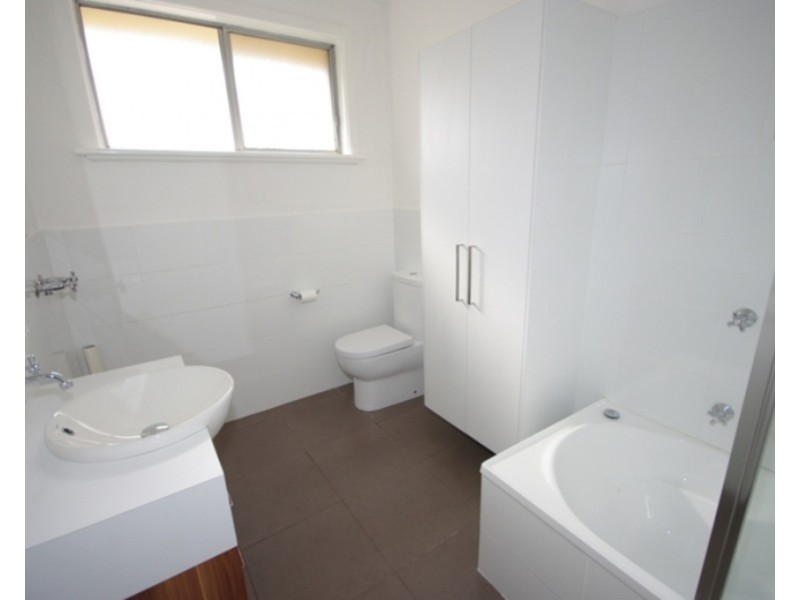 2/23 Morton Street, Clayton VIC 3168