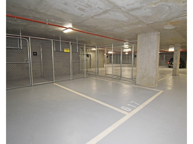 617/8 Railway Road, Cheltenham VIC 3192