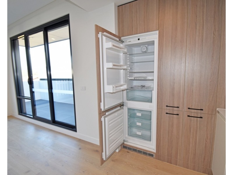 205/11-13 	Bent Street, Bentleigh VIC 3204