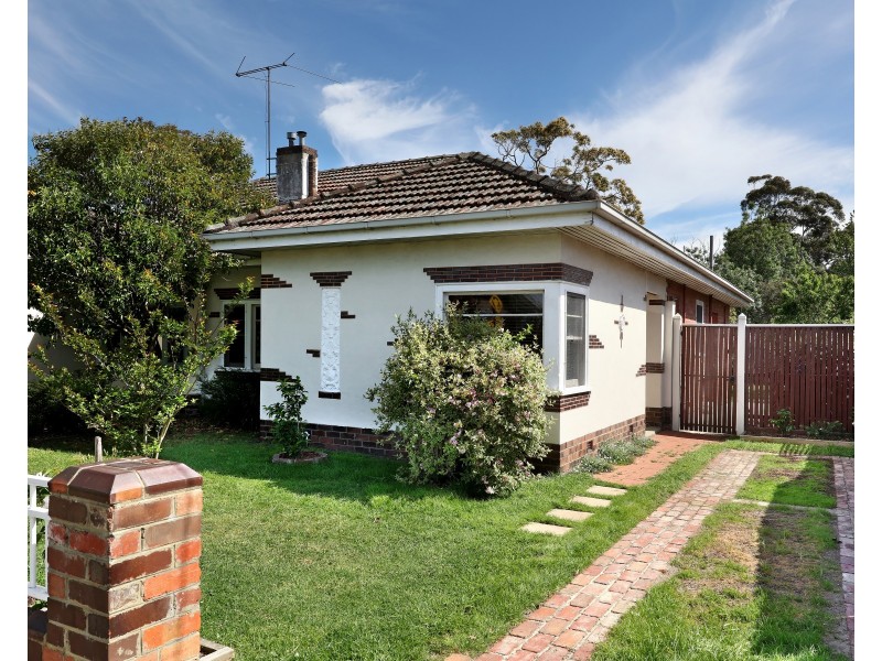 95 McKinnon Road, Mckinnon VIC 3204